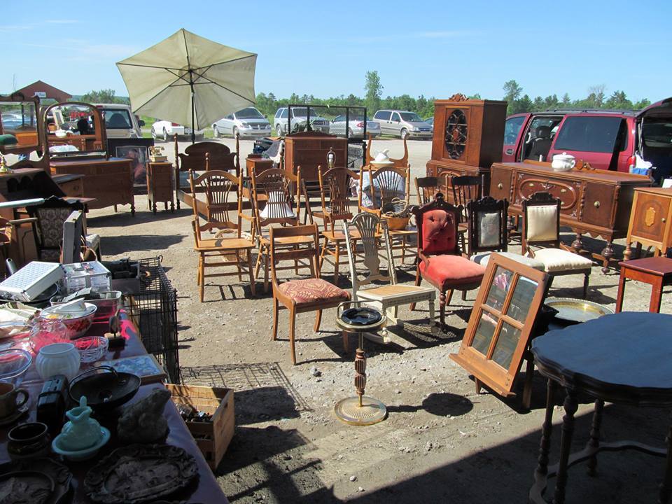 Picture of At the Larose Flea Market